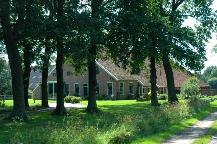 De Hiddinghhoeve Onstwedde Eksteriør bilde